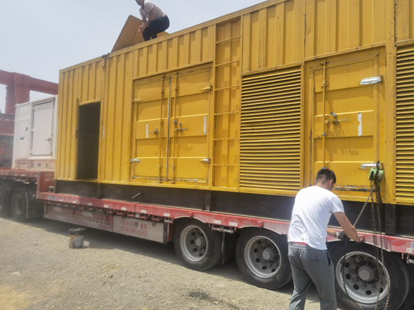 密山除了负载情况和发动机维护，还有哪些因素会影响 200kw 柴油发电机的油耗？